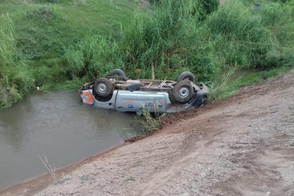 Se registra aparatosa volcadura frente a Corerepe, Guasave