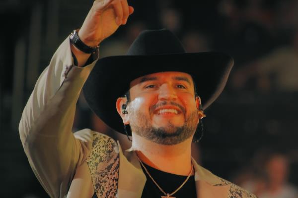 Edén Muñoz y los dos de la S cantarán el día del Grito en Culiacán