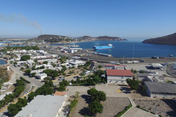 Llegarán a Topolobampo inversiones de 10 mil millones de dólares: Economía