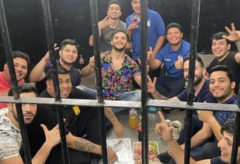 ¡Pal instagram! Integrantes de La Ventaja publican foto en barandilla con título: «una disculpa por alarmar a la ciudadanía»