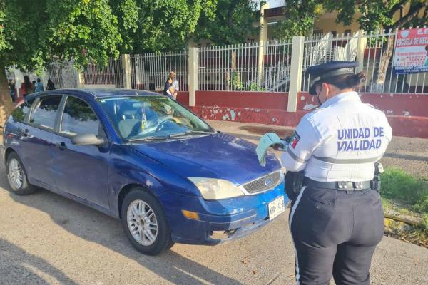 Con 100 elementos, implementa Tránsito operativo de regreso a clases en Culiacán