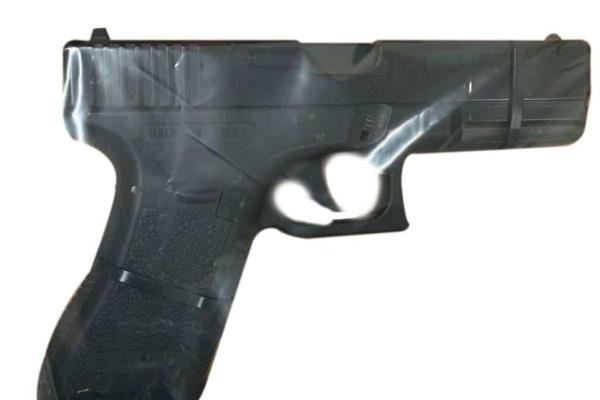 Caen dos tras robo con arma de fuego en hotel en Mazatlán