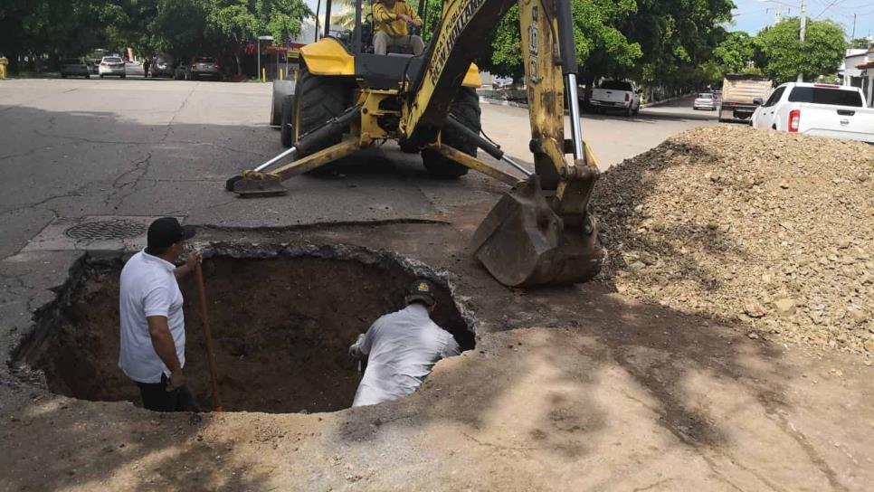 Hoy jueves a las 13:00 horas quedará reparado socavón de Las Quintas