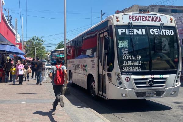 El transporte público es gratis para personas con discapacidad: Rocha Moya