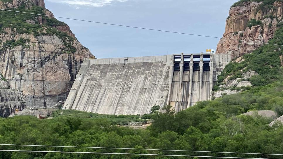 Traspasan agua de la presa Huites a Miguel Hidalgo para generar energía de CFE