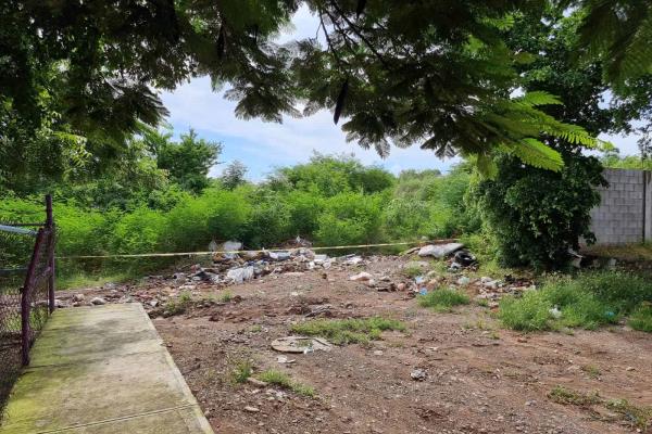Hallan a dos hombres asesinados a balazos junto a un kínder, en Culiacán