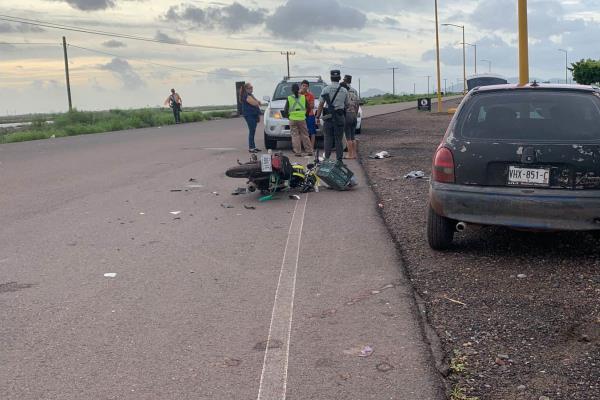 Motociclista choca de frente e el aeropuerto y termina grave en un hospital