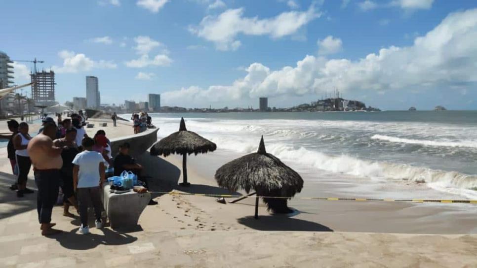 Arranca Mazatlán el fin de semana con sus playas cerradas Arranca Mazatlán el fin de semana con sus playas cerradas