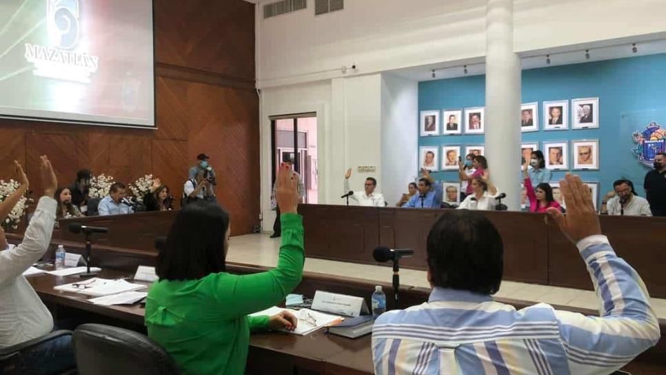 «Si El Químico» fuera a la primaria ya estuviera reprobado»; señalan regidores por no asistir a sesiones de Cabildo «Si El Químico» fuera a la primaria ya estuviera reprobado»; señalan regidores por no asistir a sesiones de Cabildo