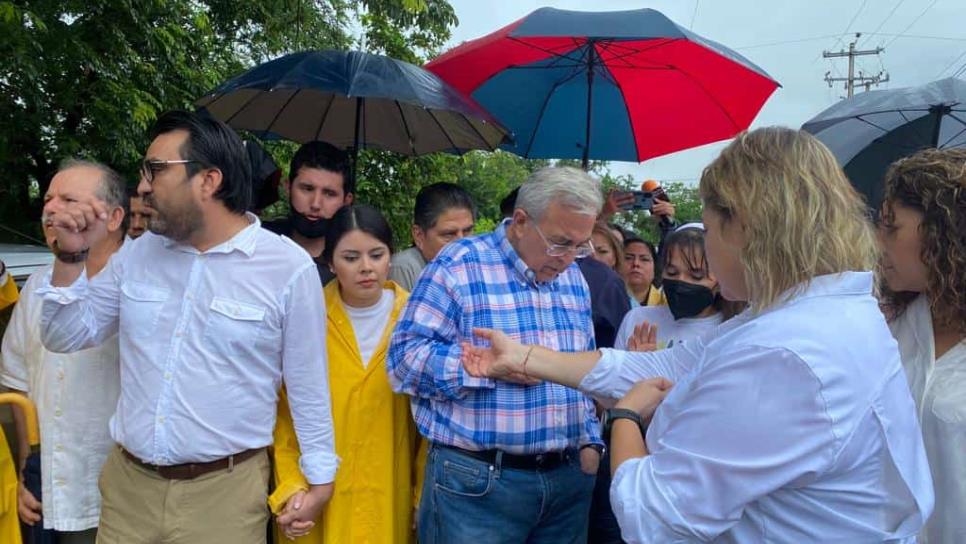 Ayuntamiento de Culiacán ha entregado 3 mdp en apoyos a familias damnificadas: alcalde Ayuntamiento de Culiacán ha entregado 3 mdp en apoyos a familias damnificadas: alcalde