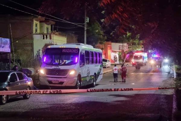Matan a chofer de la ruta Huizaches, en la colonia 22 de Diciembre, en Culiacán