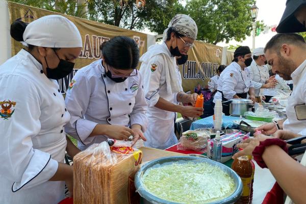 Con festival y fiesta mexicana, la UAS conmemora la Independencia de México