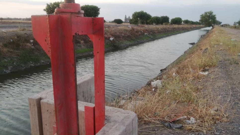 «No hay permiso de construir sobre canales entubados»: Obras Públicas