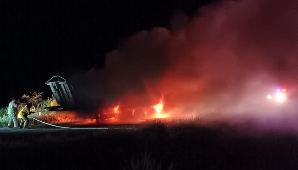 Se incendia góndola con mineral de hierro en el Valle del Carrizo