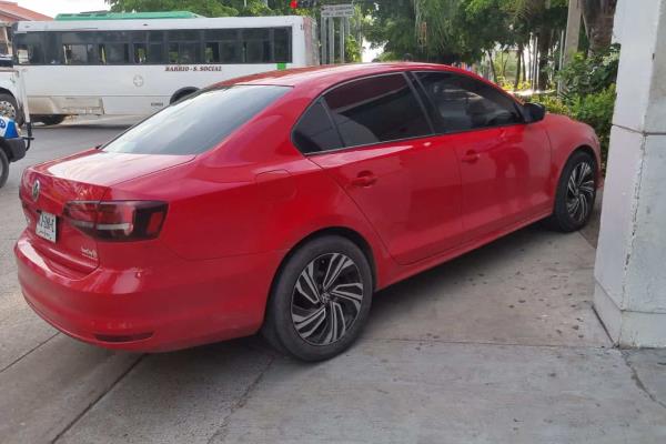 Atacan a balazos a un hombre y llega a la base de Cruz Roja Culiacán