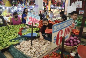 López Obrador acuerda con empresarios mantener precios de productos básicos