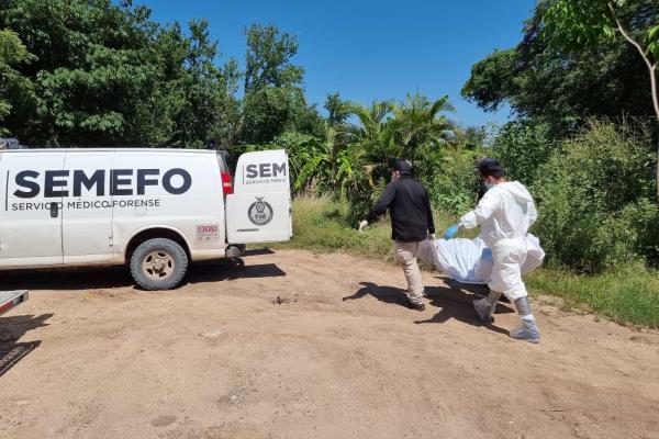 Adulto muere ahogado tras caer a fosa de aguas negras, en Culiacán