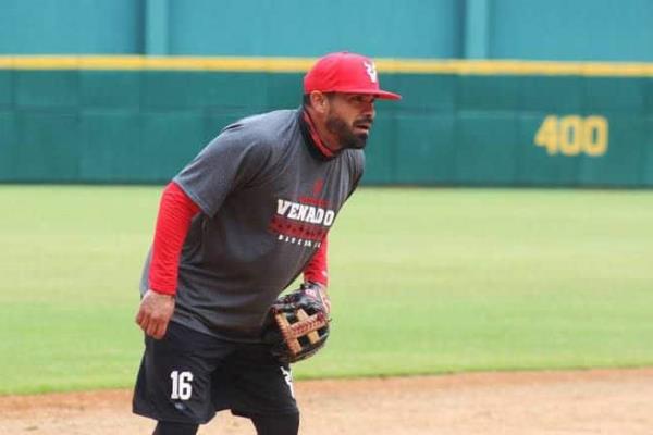 Luego de una gran temporada, Maxwell León vuelve a Venados