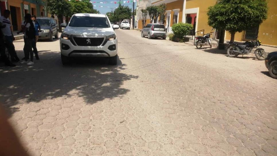 Jubilados del Ayuntamiento de El Fuerte amenazan con manifestarse, sindicato los llama al diálogo