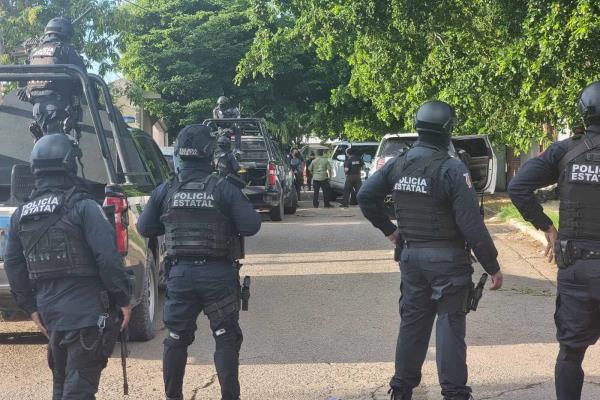Tres persecución a pie, hombre queda herido de tres balazos frente a secundaria, en Culiacán