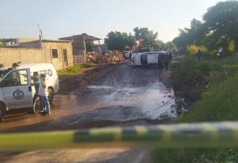 Hombre pierde la vida tras volcar en su automóvil en la colonia Loma de Rodriguera