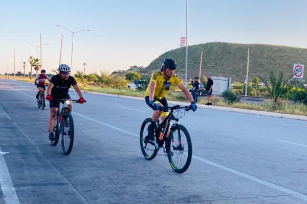«Triatlón Topolobampo 2022» desarrolla con éxito su 15 edición