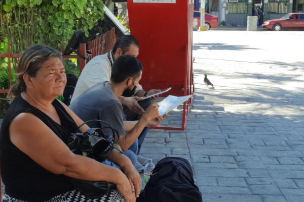 «Todos están sonriendo y enseñando los dientes», dice «El Químico» al respaldar la eliminación del cubrebocas