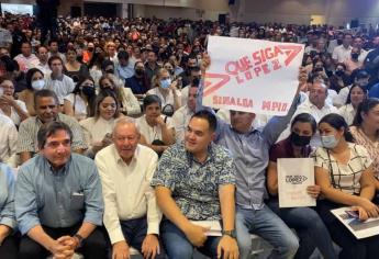 «Que siga López», Cuén rinde protesta como coordinador estatal del movimiento