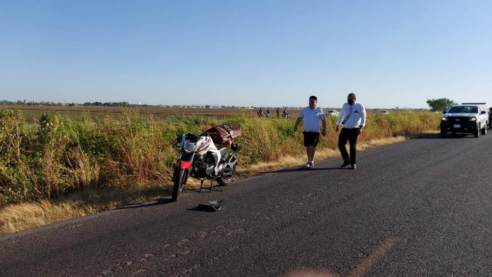 Hombre muere al ser atropellado en entronque al Ejido Compuertas