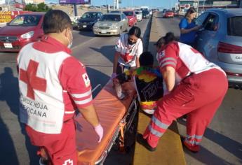 Repartidor de comida por aplicación choca contra una AUDI, frente al Parque 87, en Culiacán