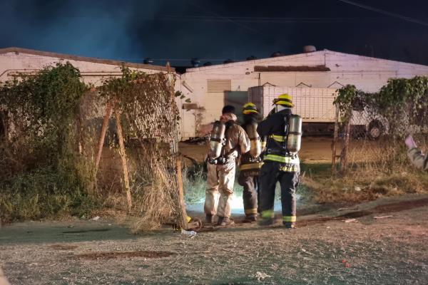 Bodega de Bachigualato donde se registró fuga de sustancia química, queda asegurada por autoridades