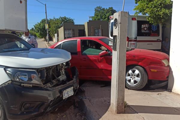 Una mujer herida en un accidente en Los Mochis