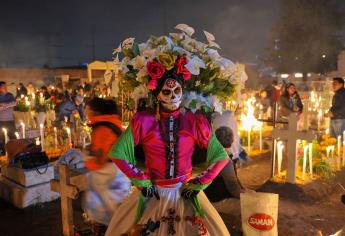 Viaje, comida y tradiciones, para celebrar el Día de Muertos en el sur del país