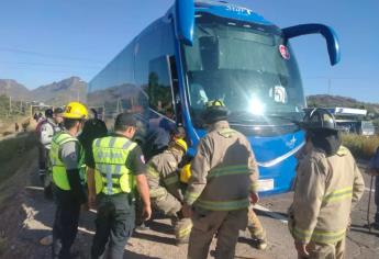 4 personas lesionadas por choque entre camión y automóvil en San Miguel