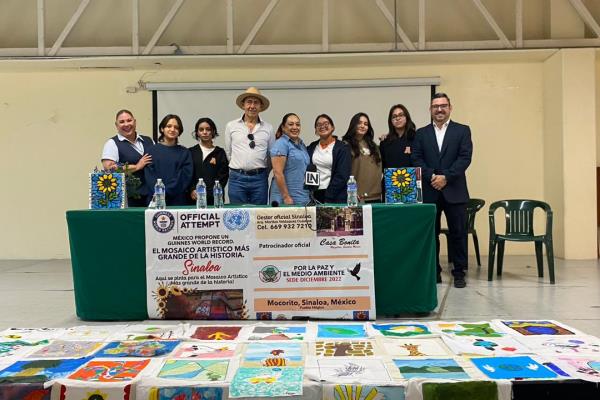 Alumnos del Colegio Andes participan para romper récord guiness