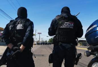 Hombres armados despojan camioneta a trabajador de Gobierno