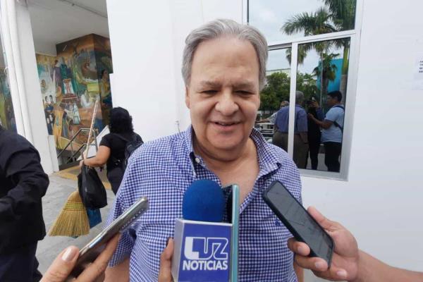 Raúl Rico «pasará la tijera» en Instituto de Cultura por exceso personal