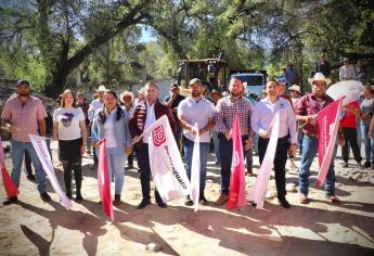 Alcalde de Badiraguato inicia con trabajos de rehabilitación en calles de la sindicatura de Tameapa