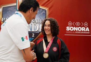 Claudia Aguirre da a Sinaloa primer oro en paranatación