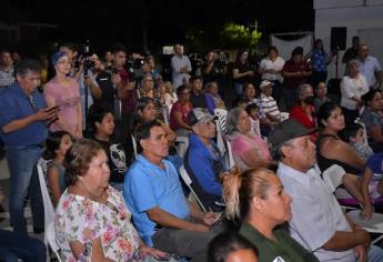 Entregan pavimentación e iluminan las calles de la colonia Azteca, en Mazatlán