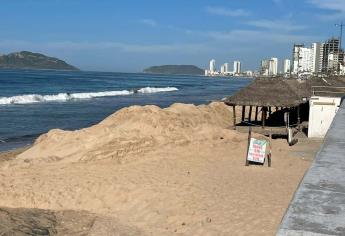 Palaperos excavan en playas de Mazatlán, autoridades señalan que sí hay permisos