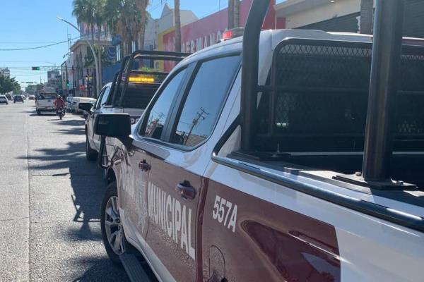 Reconocerán al agente de tránsito que detuvo a asaltante de mueblería en Los Mochis