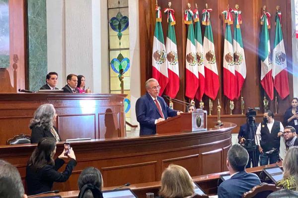Histórico: Presenta Rocha Moya su Primer Informe de Gobierno en el Congreso