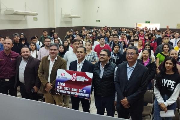 Patronato Pro-educación beneficia a 287 estudiantes con becas