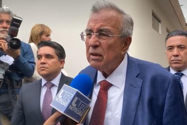 Con compromisos ante diputados, sale Rocha Moya de presentar su Primer Informe de Gobierno