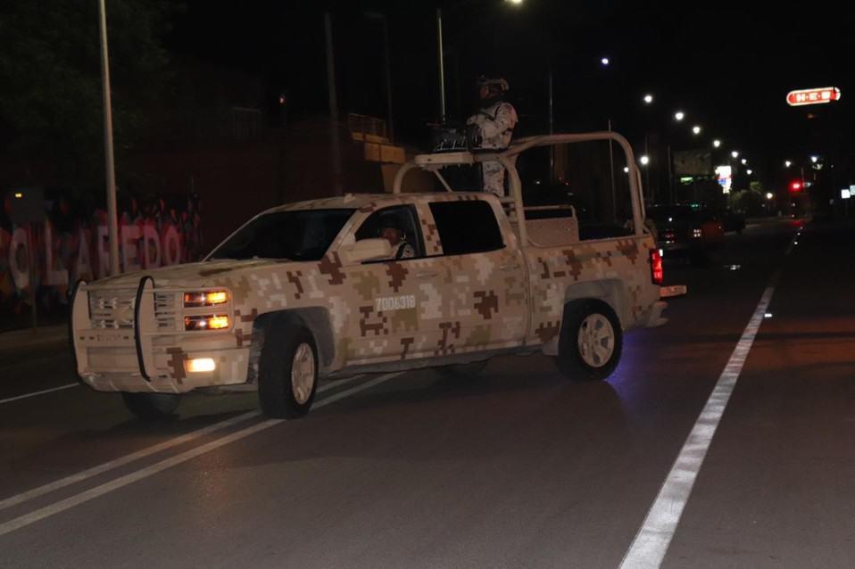 Balaceras en Laredo, paraliza actividades; cierran ofinas del Consulado