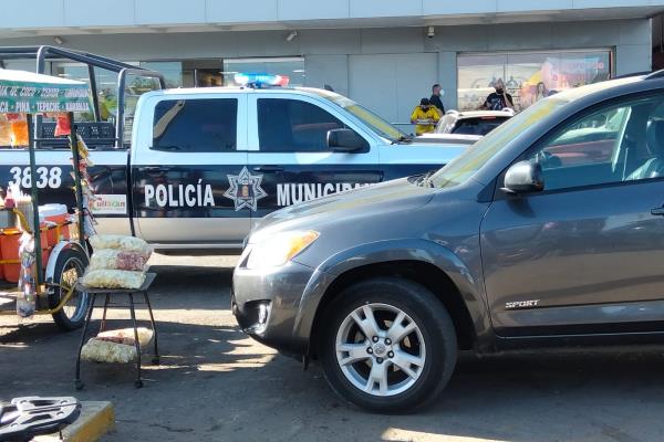 Asaltan banco de tienda departamental en el fraccionamiento Terranova de Culiacán