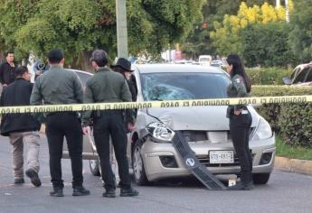 Joven mujer muere atropellada frente a Plaza Fórum, en Culiacán