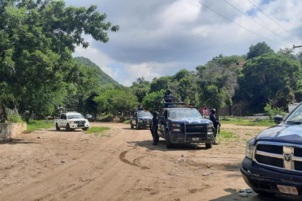 Localizan a una mujer con un balazo en la frente afuera de la casa de su suegra en Choix
