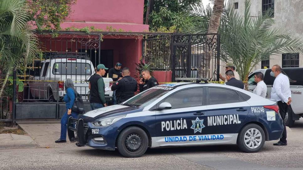 Asesinan a un médico con un cuchillo en el pecho en Los Mochis